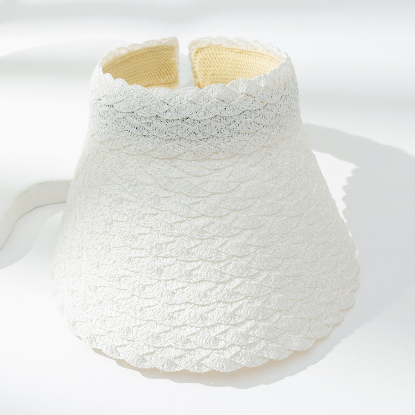 Summer And Spring Women's Wide-brimmed Sun-protective Casual Straw Hat Suitable For Outdoor Travel, Mountain Climbing And Daily Commuting 2 Summer And Spring Women's Wide-brimmed Sun-protective Casual Straw Hat Suitable For Outdoor Travel, Mountain Climbing And Daily Commuting - Image 2