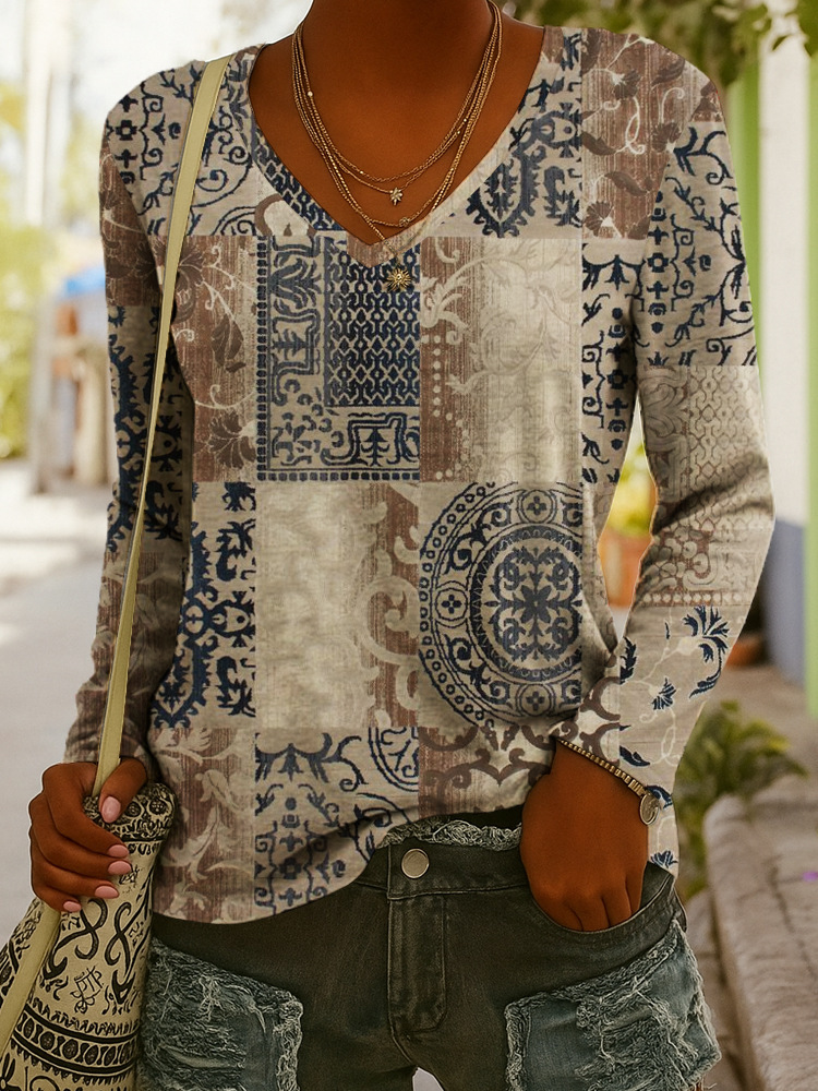 Fashionable Ethnic-Style Printed V-Neck Long-Sleeve T-Shirt 9 Fashionable Ethnic-Style Printed V-Neck Long-Sleeve T-Shirt - Image 9