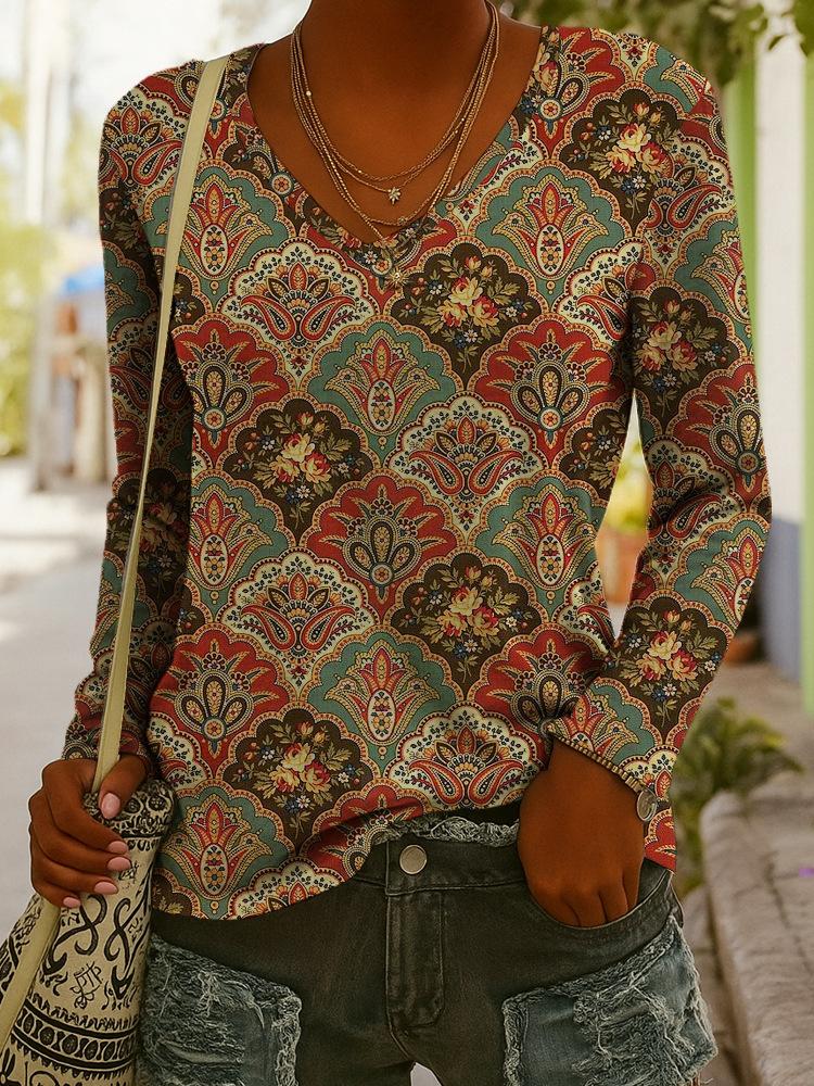Fashionable Ethnic-Style Printed V-Neck Long-Sleeve T-Shirt 3 Fashionable Ethnic-Style Printed V-Neck Long-Sleeve T-Shirt - Image 3