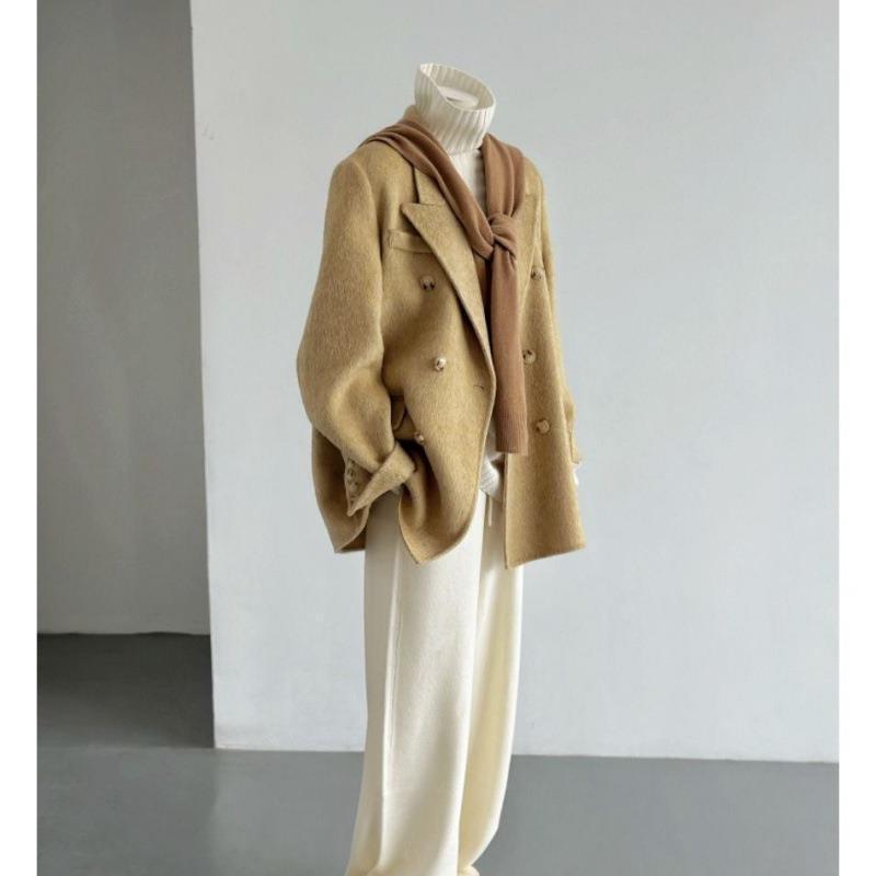 Women's Solid-Color Short Loose-Fit Double-Faced Cashmere Coat 7 Women's Solid-Color Short Loose-Fit Double-Faced Cashmere Coat - Image 7