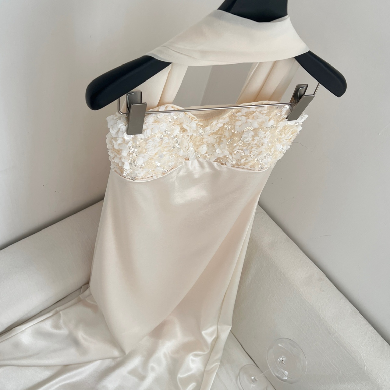 Champagne Sequin Maxi Dress For Women - Low-Cut Bodycon Evening Gown With Shawl, Glitzy Party Formal Long Dress 4 Champagne Sequin Maxi Dress For Women - Low-Cut Bodycon Evening Gown With Shawl, Glitzy Party Formal Long Dress - Image 4