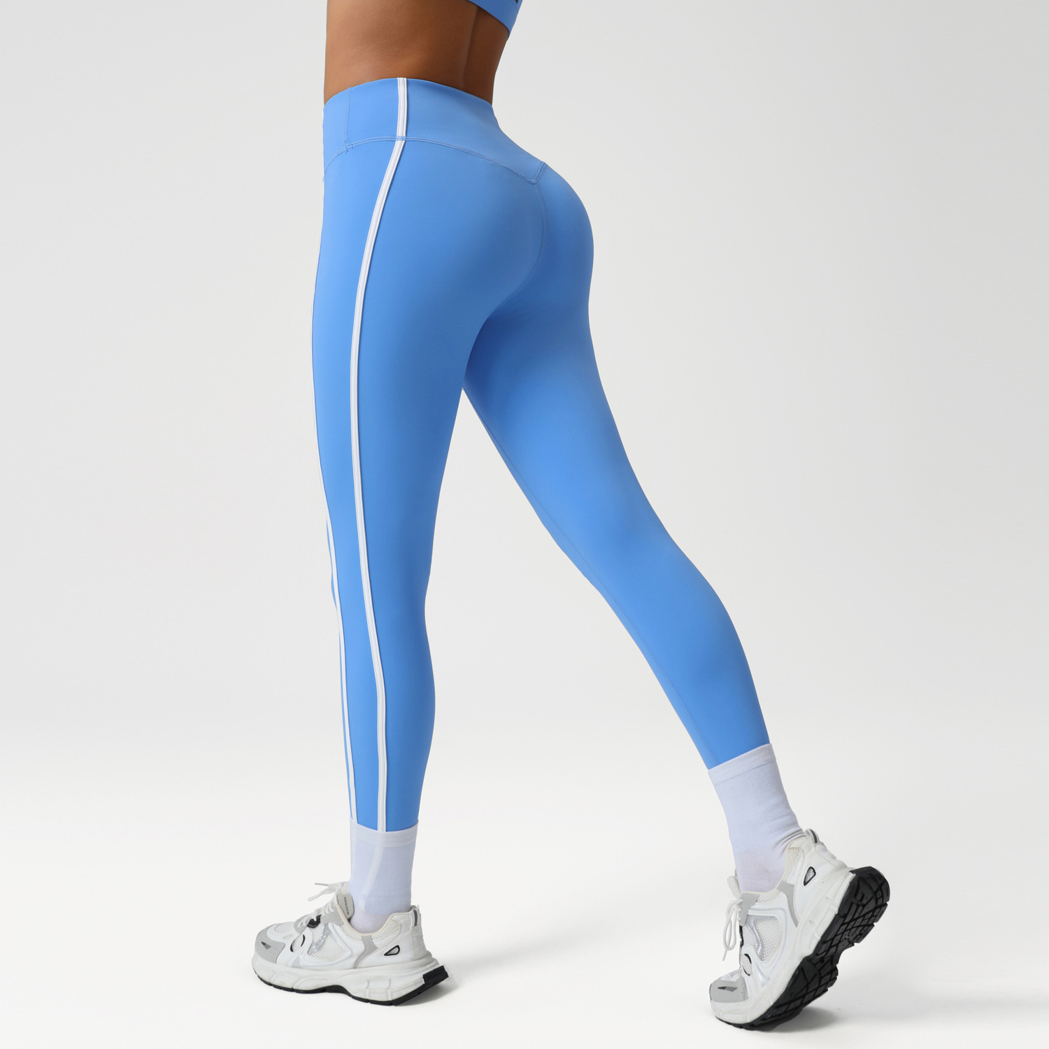 High-waisted Athletic Leggings With Color-blocking And A Bare-skin Feel For Training 2 High-waisted Athletic Leggings With Color-blocking And A Bare-skin Feel For Training - Image 2