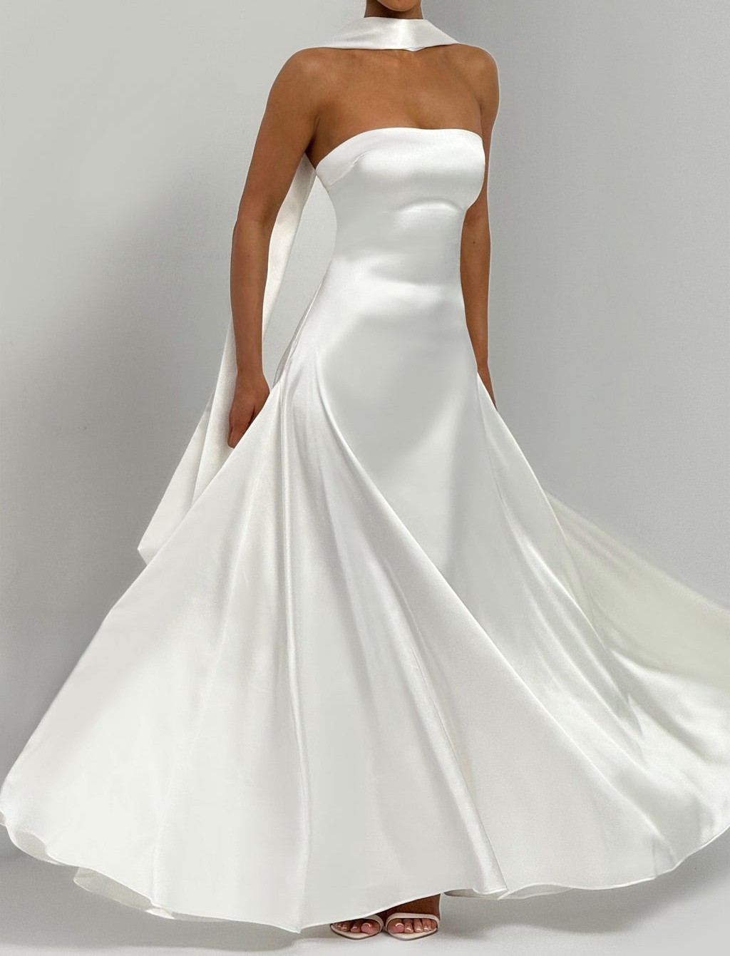 Morven Maxi Dress 3 Morven Maxi Dress - Image 3