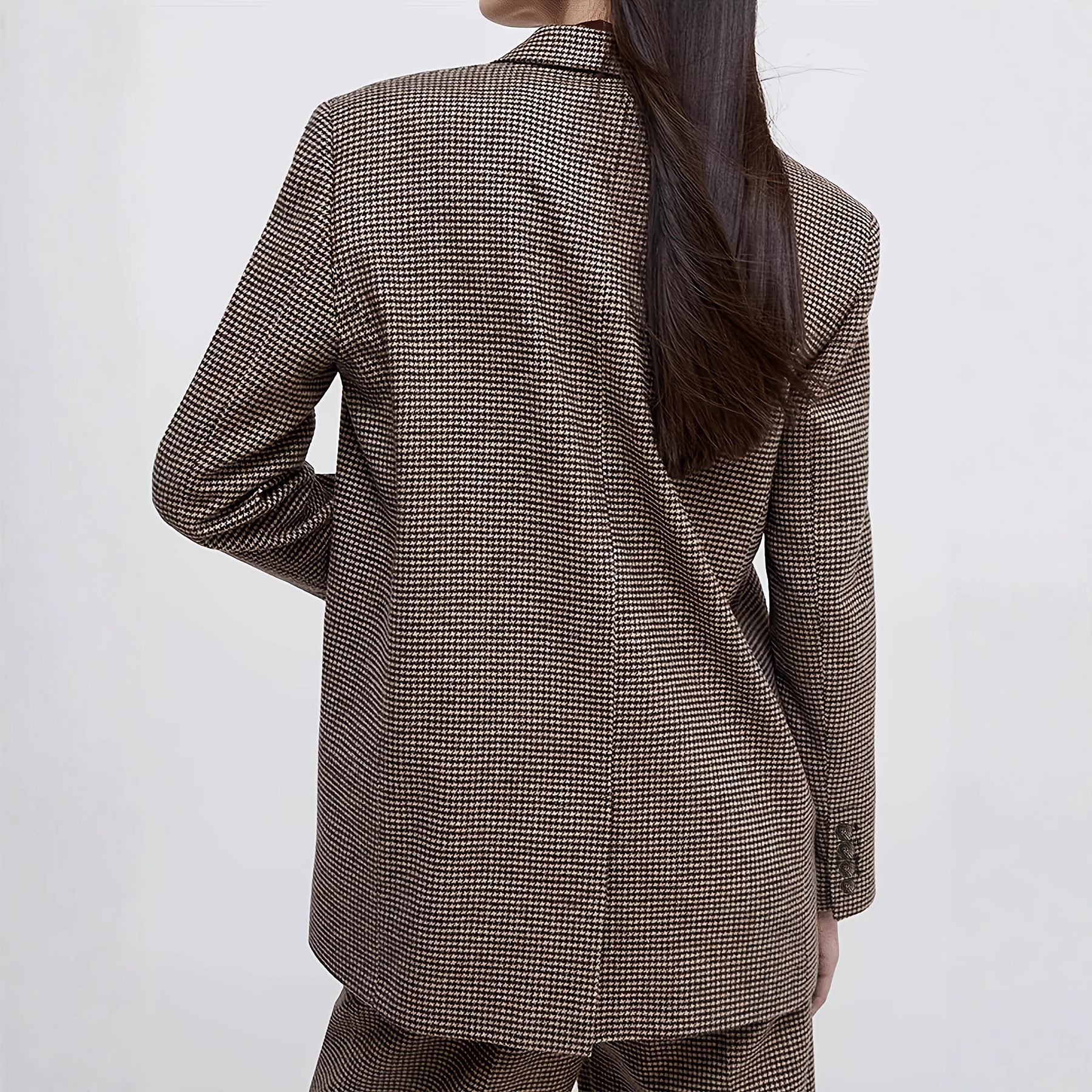 Elegant And Stylish Plaid Blazer For Women 3 Elegant And Stylish Plaid Blazer For Women - Image 3