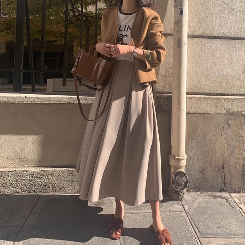 High-waisted Pleated Midi A-line Maxi Skirt 3 High-waisted Pleated Midi A-line Maxi Skirt - Image 3