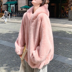 Women's Faux Lambswool Fur Coat Loose-fitting Thickened Hooded Short Fur Jacket In A Soft Feminine Style
