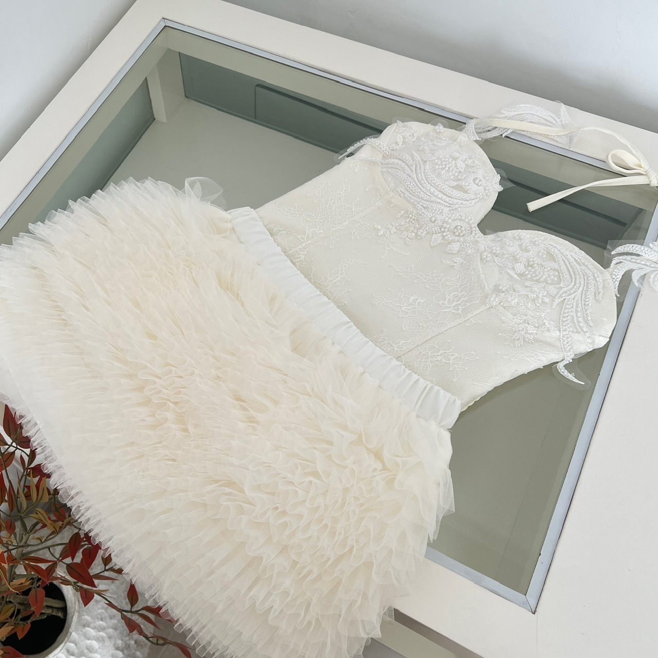 Lace Heavy Embellished Mesh Beaded Sequin Top & Skirt Set Women's Two-Piece 3 Lace Heavy Embellished Mesh Beaded Sequin Top & Skirt Set Women's Two-Piece - Image 3