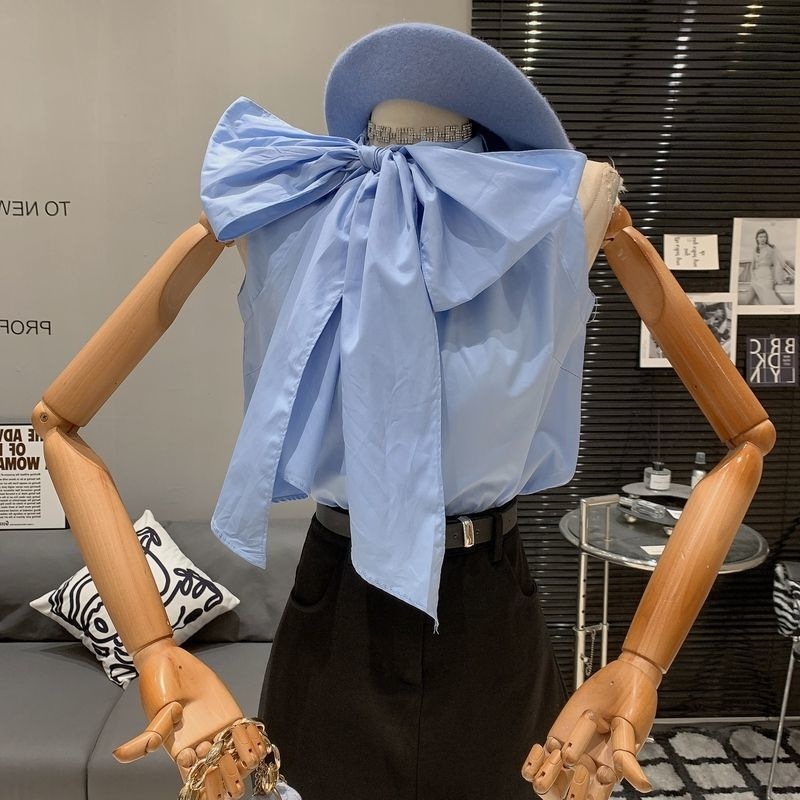 Light-luxury Chic Niche Round-neck Sleeveless Top With Tie-up Bow Detail 2 Light-luxury Chic Niche Round-neck Sleeveless Top With Tie-up Bow Detail - Image 2