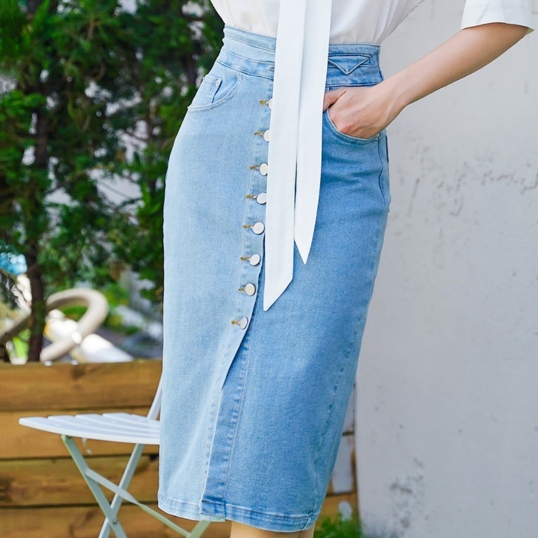 Single-breasted Denim Skirt For Women 1 Single-breasted Denim Skirt For Women