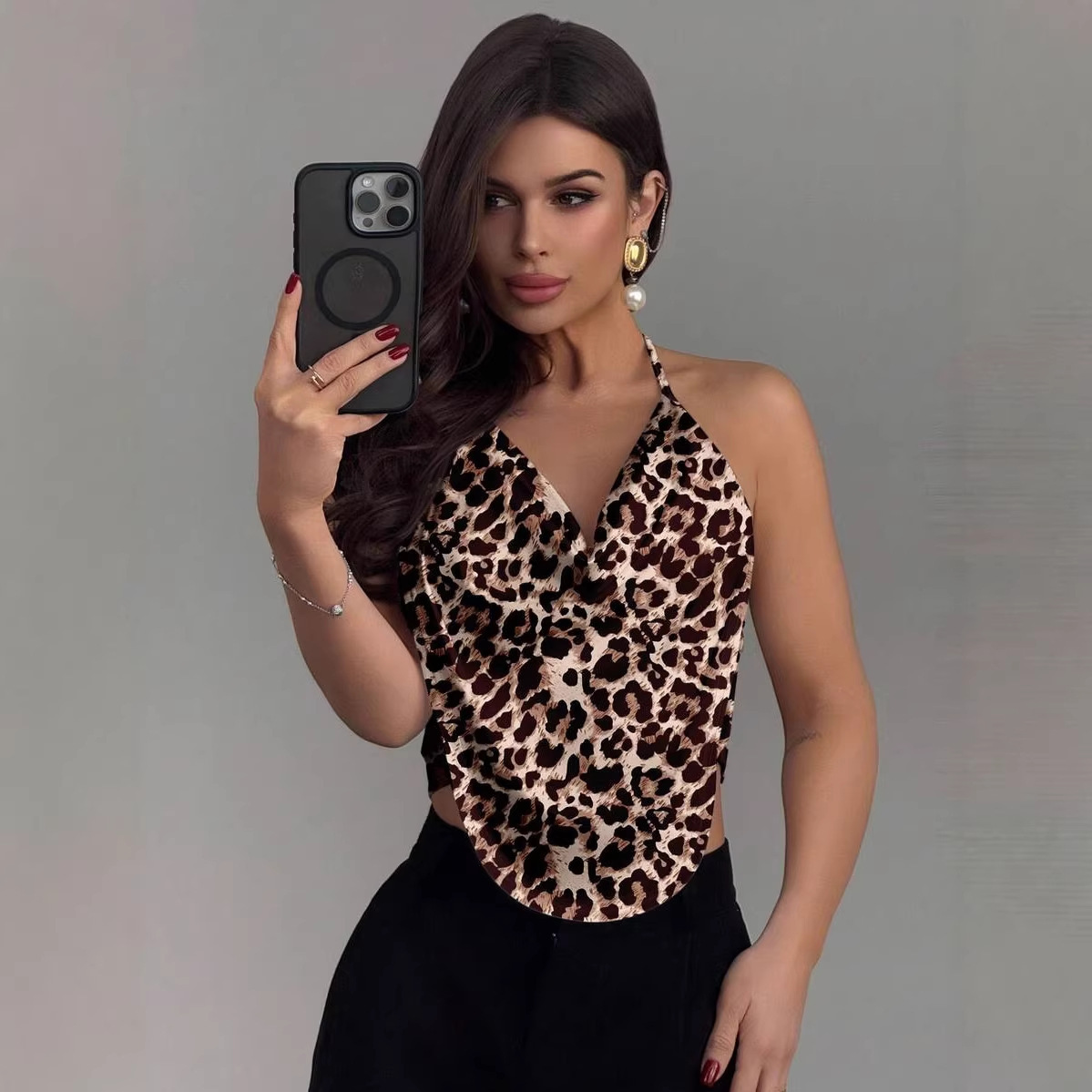 Y2K Halter Neck V-Neck Backless Camisole 7 Y2K Halter Neck V-Neck Backless Camisole - Image 7