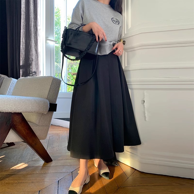 High-waisted Pleated Midi A-line Maxi Skirt 2 High-waisted Pleated Midi A-line Maxi Skirt - Image 2