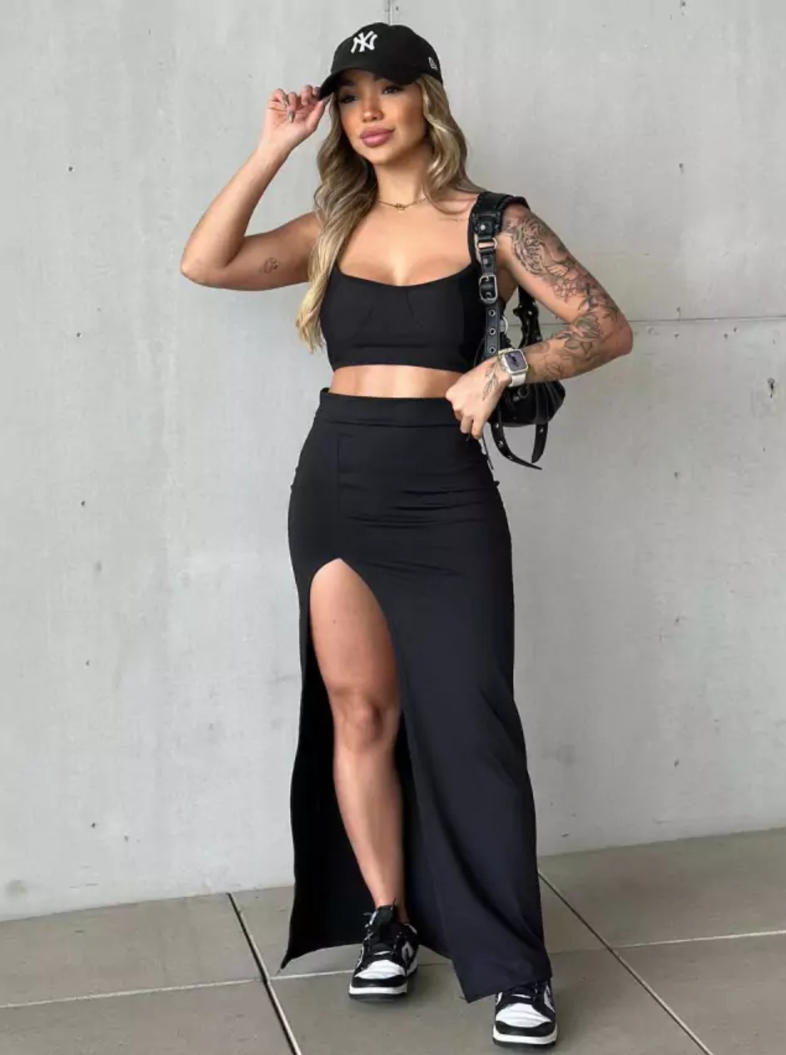 Fashionable Slit Bodycon Skirt For Women 4 Fashionable Slit Bodycon Skirt For Women - Image 4