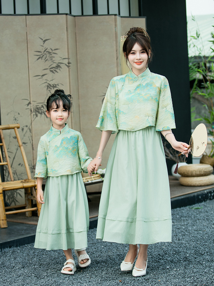 Parent-child Leisure Chinese Style Cheongsam Suit 4 Parent-child Leisure Chinese Style Cheongsam Suit - Image 4