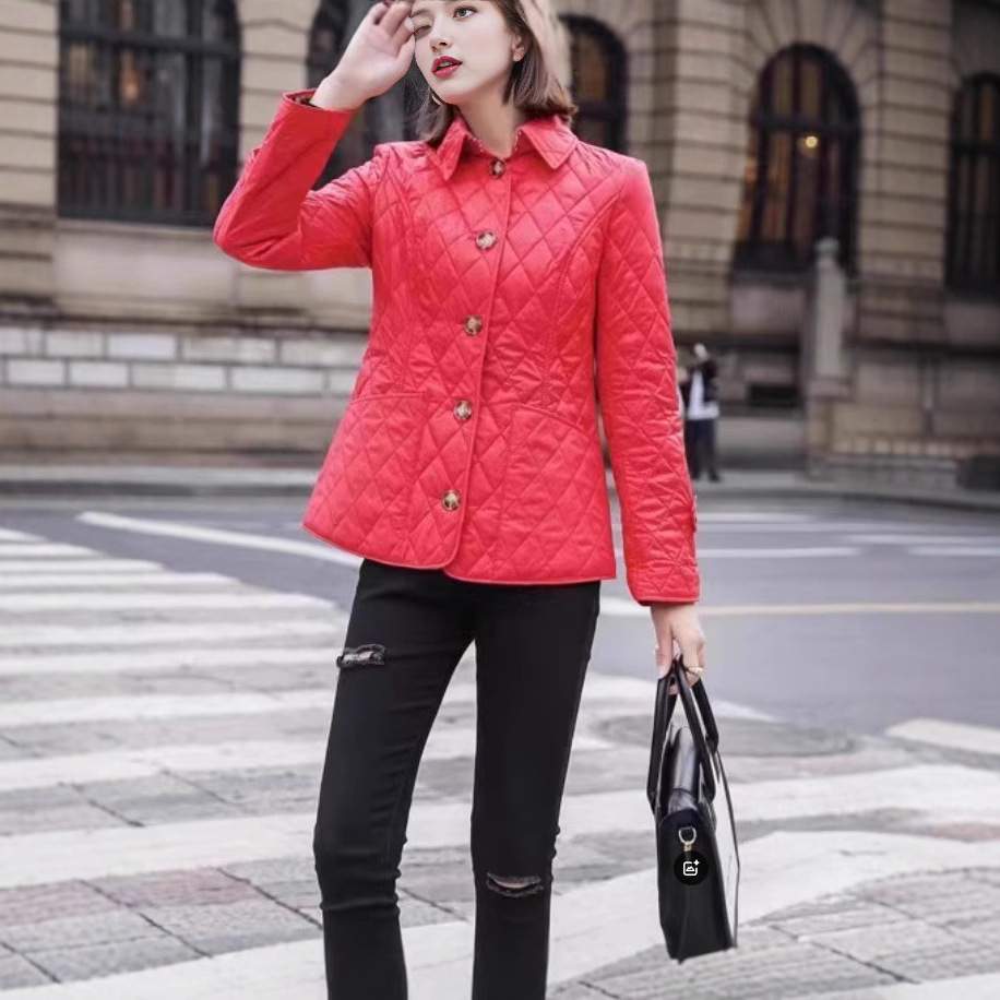 Women's Slim-Fit Diamond-Quilted Cotton Padded Jacket 4 Women's Slim-Fit Diamond-Quilted Cotton Padded Jacket - Image 4