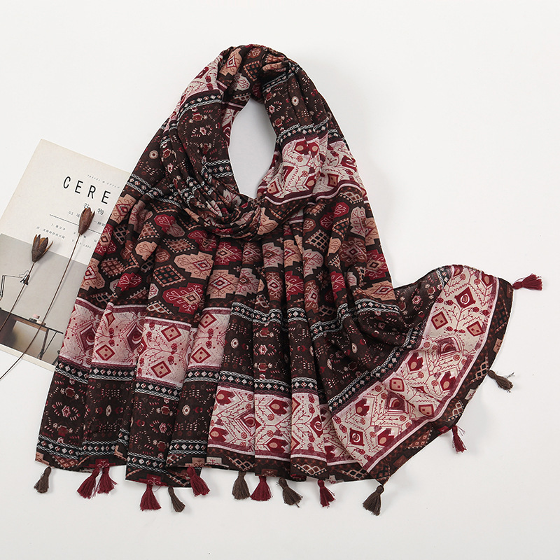 Retro Color-Block Small Floral Shawl For Women 4 Retro Color-Block Small Floral Shawl For Women - Image 4