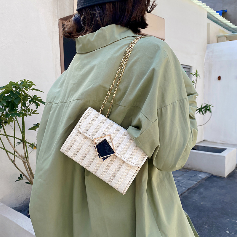 Shoulder Crossbody Bag For Women, Small Square Bag With Chain 5 Shoulder Crossbody Bag For Women, Small Square Bag With Chain - Image 5