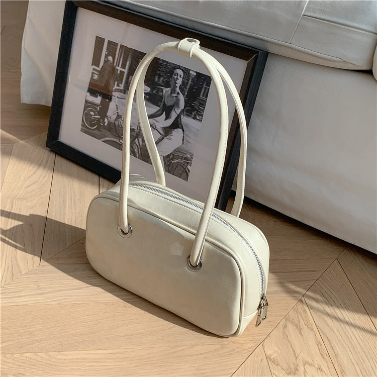 Large-capacity Shoulder Bag And Tote 2 Large-capacity Shoulder Bag And Tote - Image 2