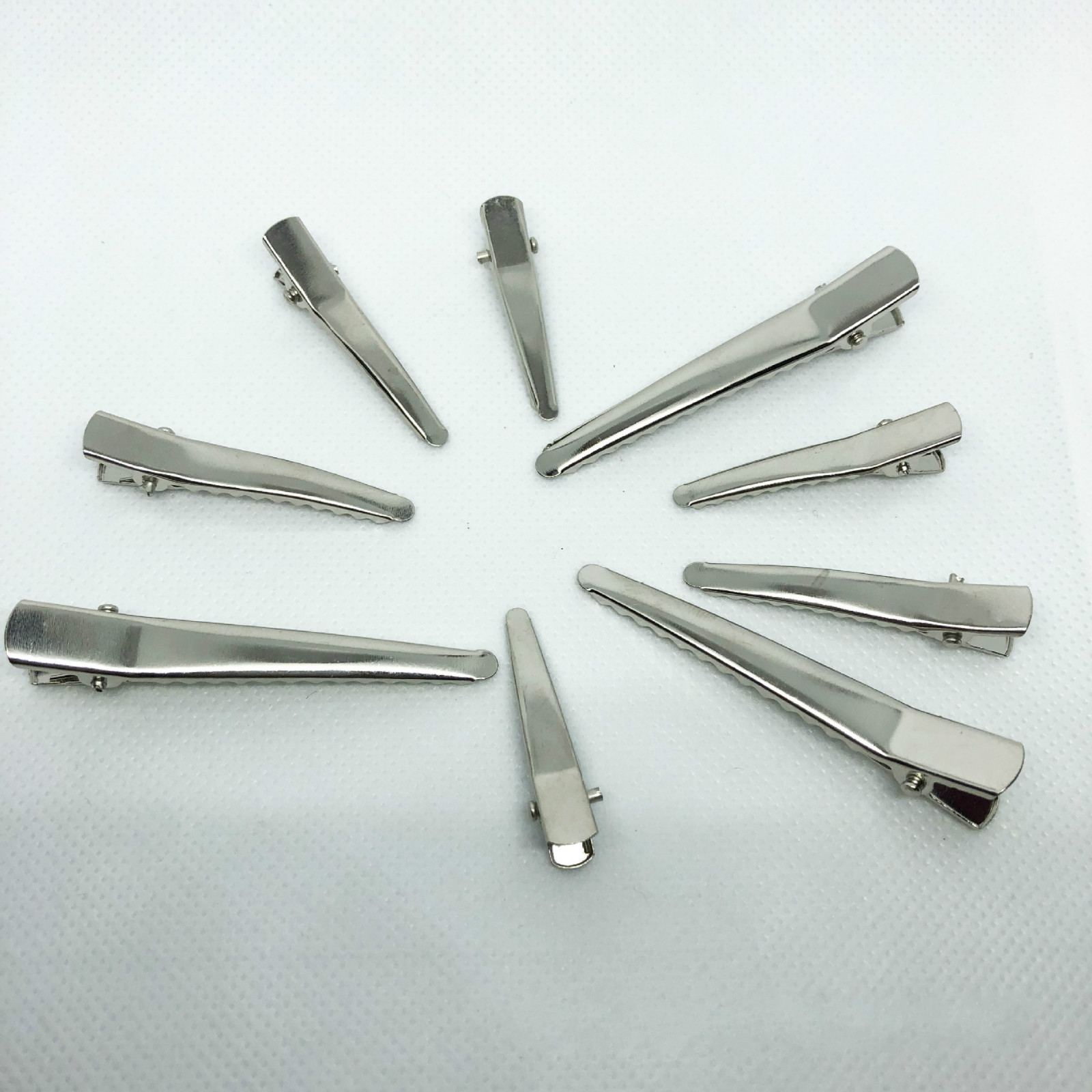 Metal Square Clip 6 Metal Square Clip - Image 6