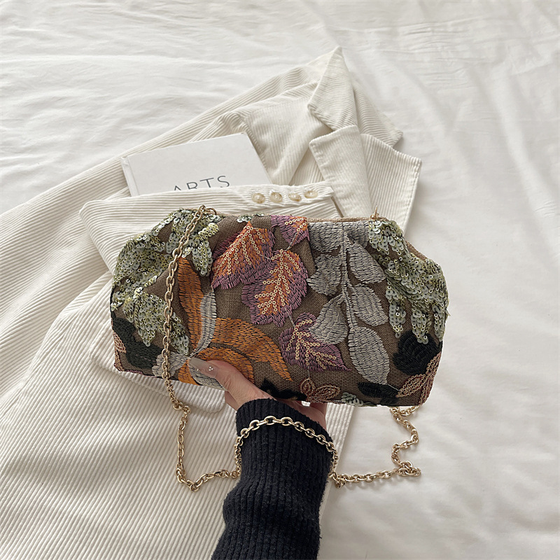 Chain-Strap Embroidered Fashion Clutch Bag 5 Chain-Strap Embroidered Fashion Clutch Bag - Image 5
