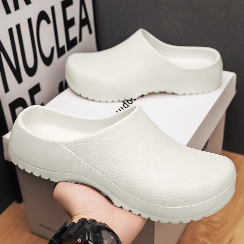 Waterproof And Non-slip Closed-toe Men's Slippers 1 Waterproof And Non-slip Closed-toe Men's Slippers