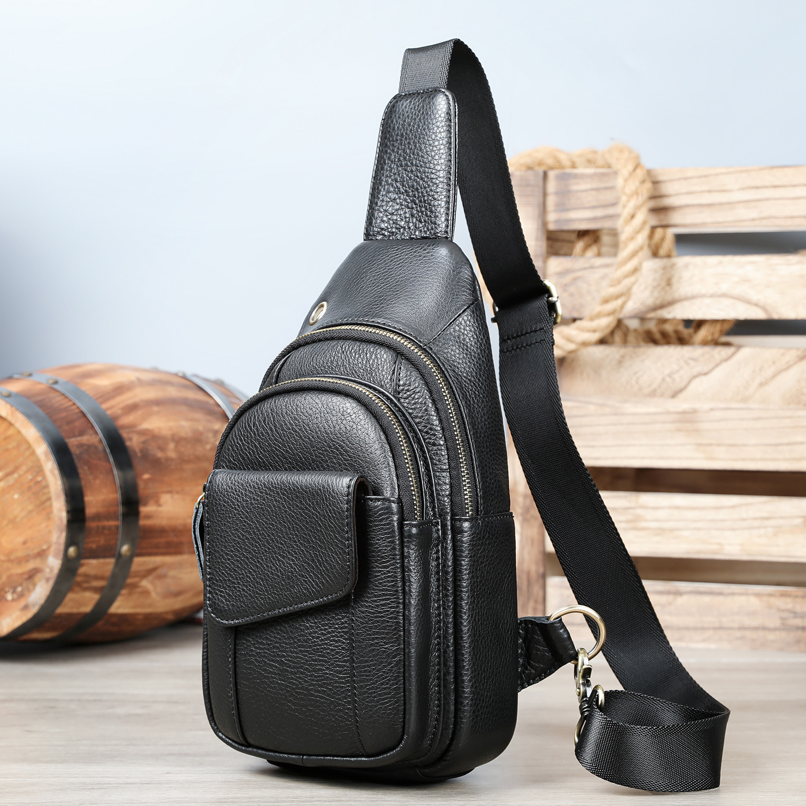 Large-capacity Vintage Crossbody Bag For Men 3 Large-capacity Vintage Crossbody Bag For Men - Image 3
