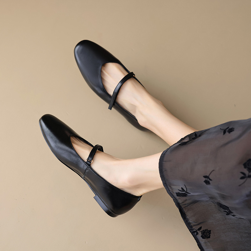 Women's Fashionable Mary Jane Shoes 4 Women's Fashionable Mary Jane Shoes - Image 4