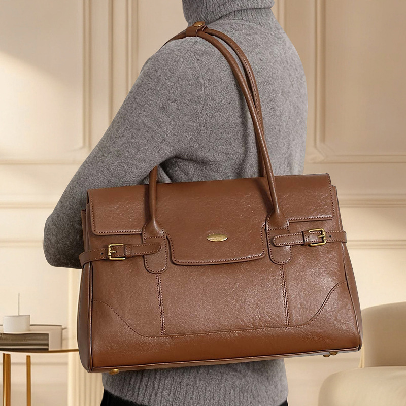 Retro Versatile Genuine Leather Women's Bag 1 Retro Versatile Genuine Leather Women's Bag