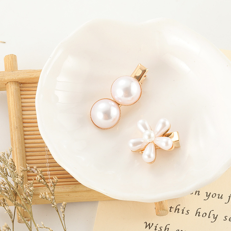 Slip-on Pearl Bow Hair Clip 7 Slip-on Pearl Bow Hair Clip - Image 7