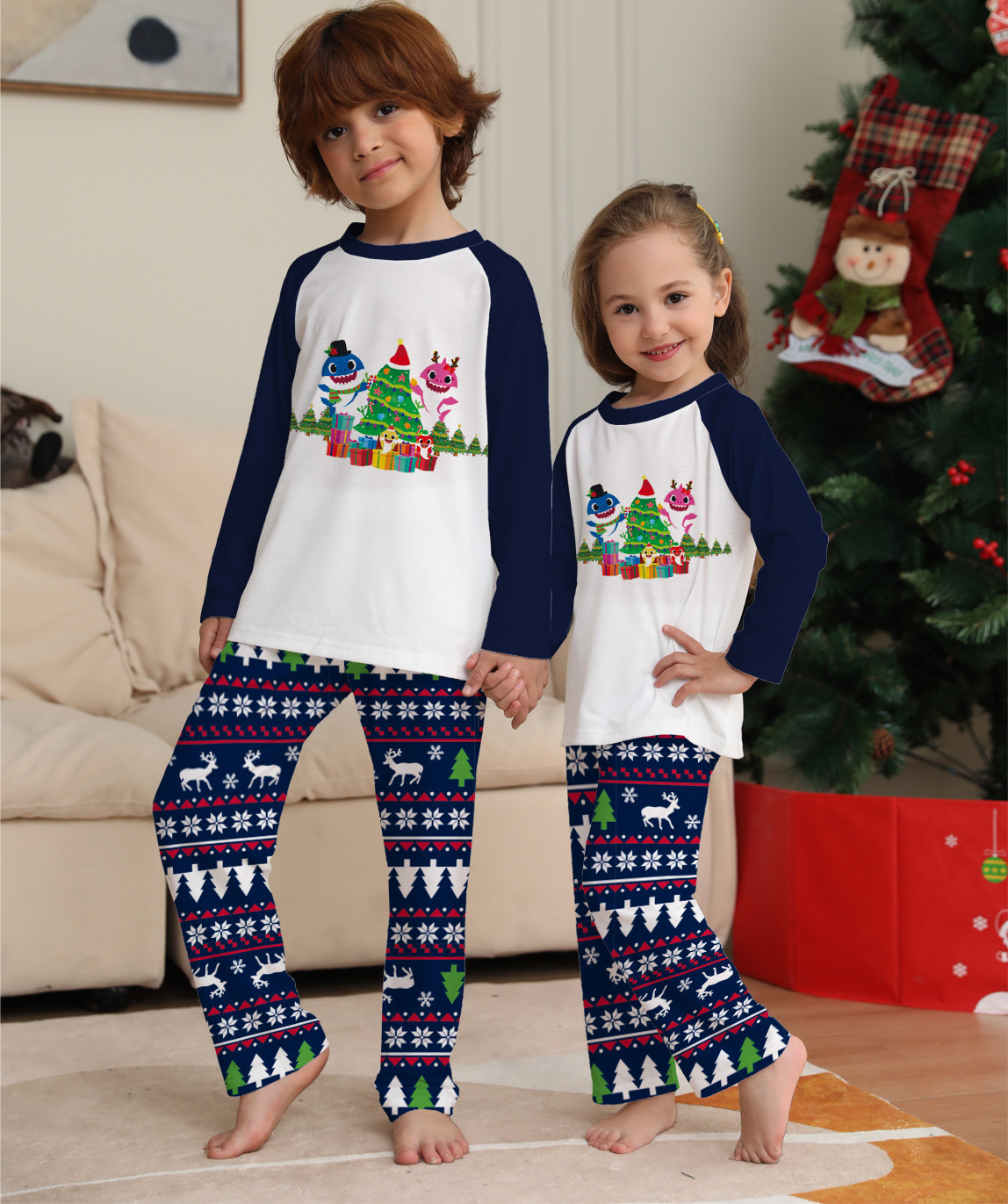 Family Matching Christmas Pajamas Set 2 Family Matching Christmas Pajamas Set - Image 2