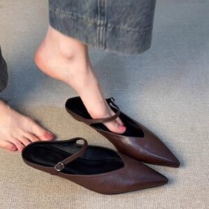 Retro Pointed-Toe Versatile Slippers