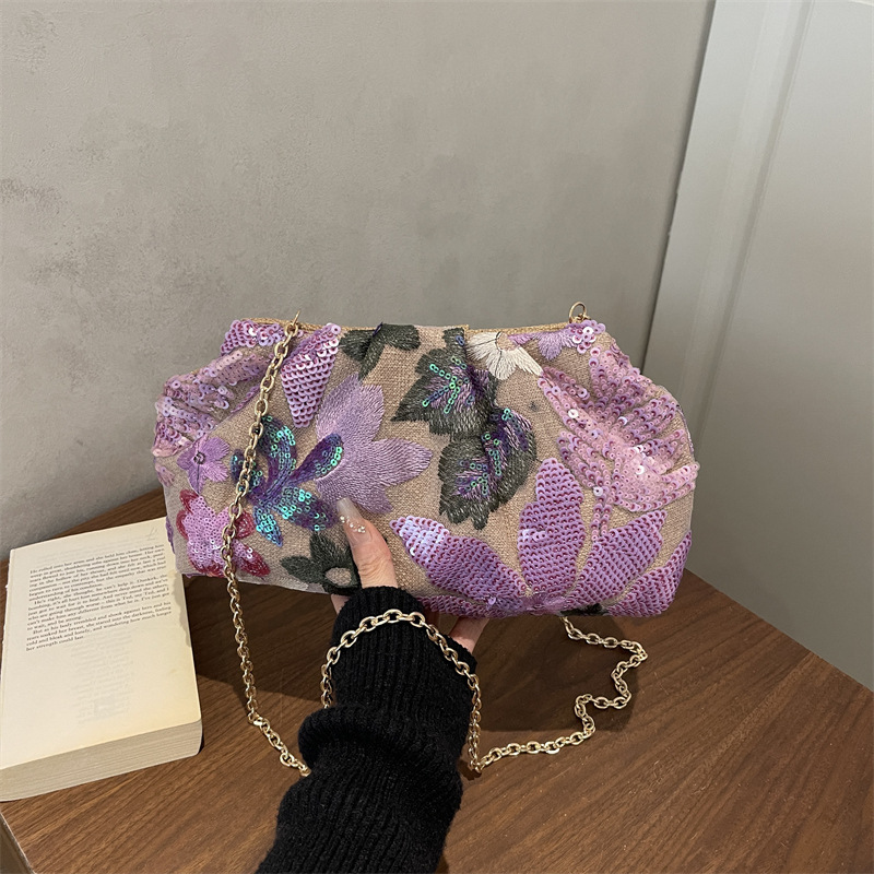 Chain-Strap Embroidered Fashion Clutch Bag 8 Chain-Strap Embroidered Fashion Clutch Bag - Image 8