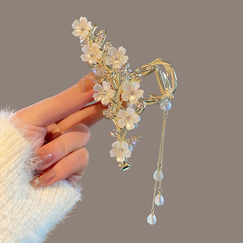 Large Metal Pearl Bell Orchid Tassel Hair Clip 1 Large Metal Pearl Bell Orchid Tassel Hair Clip