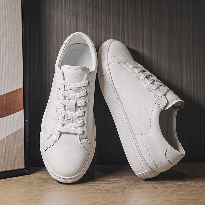 Breathable Cowhide Flat-soled Trendy Versatile White Sneakers 1 Breathable Cowhide Flat-soled Trendy Versatile White Sneakers