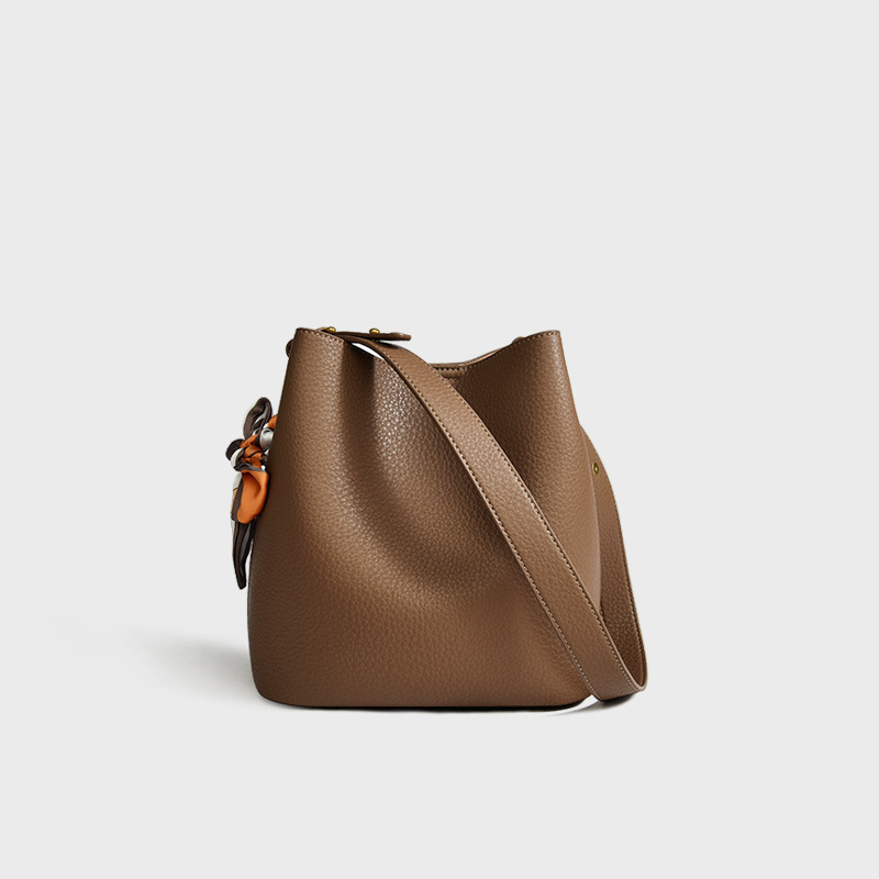 Shoulder Crossbody Casual High-End Commuter Tote Bag 6 Shoulder Crossbody Casual High-End Commuter Tote Bag - Image 6
