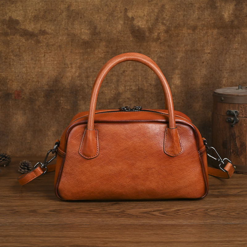 Retro Ethnic-style Leather Shoulder Bag For Women 2 Retro Ethnic-style Leather Shoulder Bag For Women - Image 2