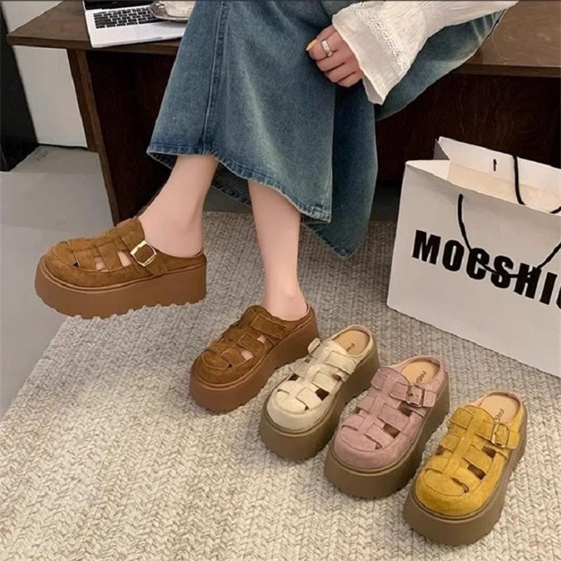 Small Chunky-soled Closed-toe Sandals Slippers 9 Small Chunky-soled Closed-toe Sandals Slippers - Image 9