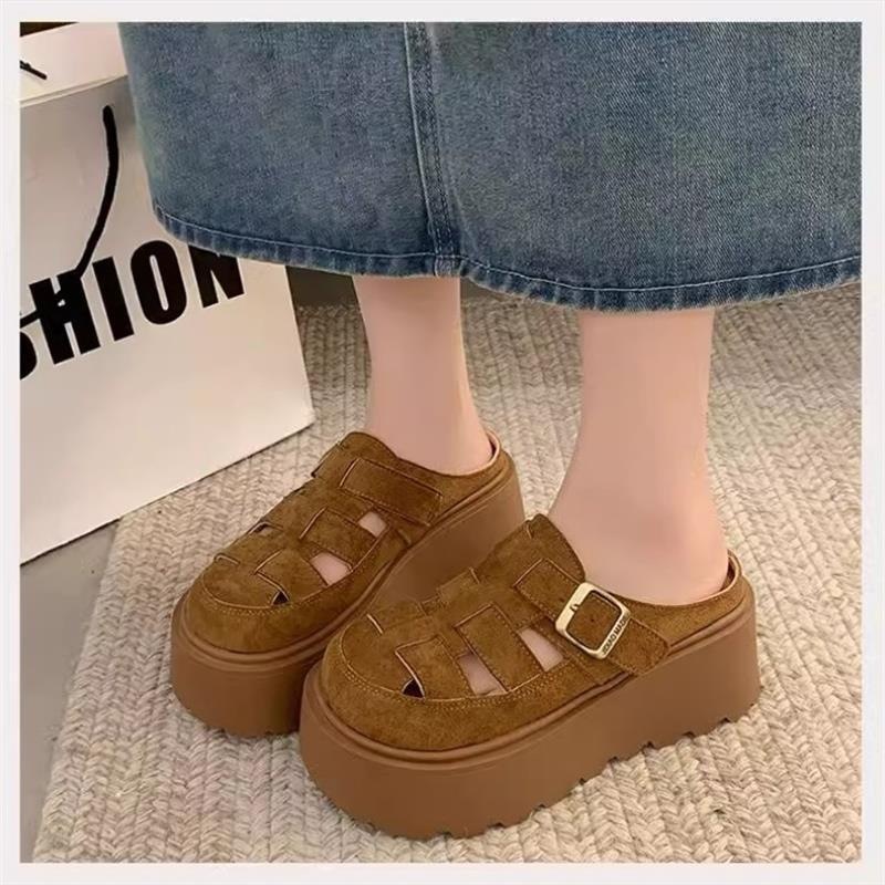 Small Chunky-soled Closed-toe Sandals Slippers 4 Small Chunky-soled Closed-toe Sandals Slippers - Image 4