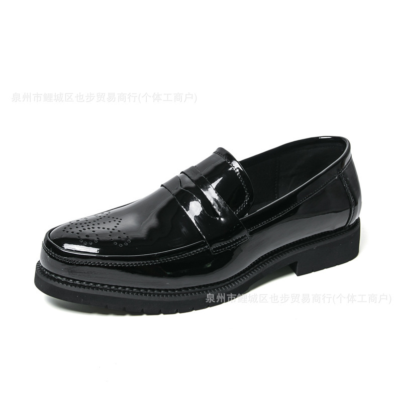 Men's Glossy Carved Leather Shoes 2 Men's Glossy Carved Leather Shoes - Image 2