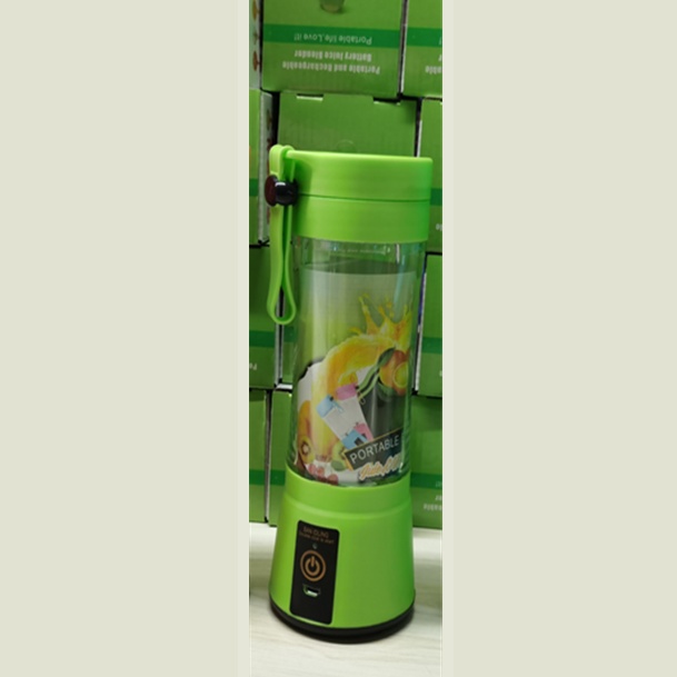Portable Mini Juicer & Blender With USB Rechargeable 6 Portable Mini Juicer & Blender With USB Rechargeable - Image 6