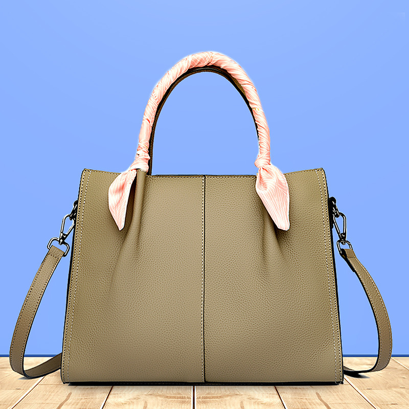 Leather Fashionable Crossbody Tote Bag For Women 1 Leather Fashionable Crossbody Tote Bag For Women