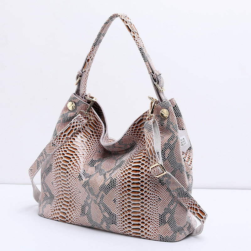 Women's Genuine Leather Bag Large-Capacity 5 Women's Genuine Leather Bag Large-Capacity - Image 5
