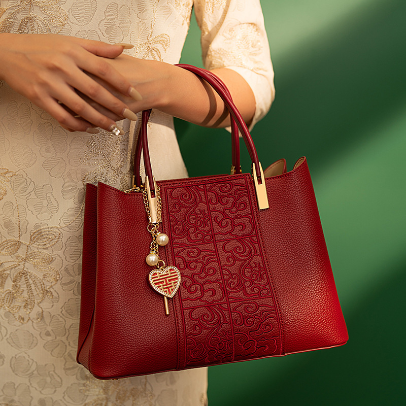 Embroidered Red High-Capacity Tote Bag 6 Embroidered Red High-Capacity Tote Bag - Image 6