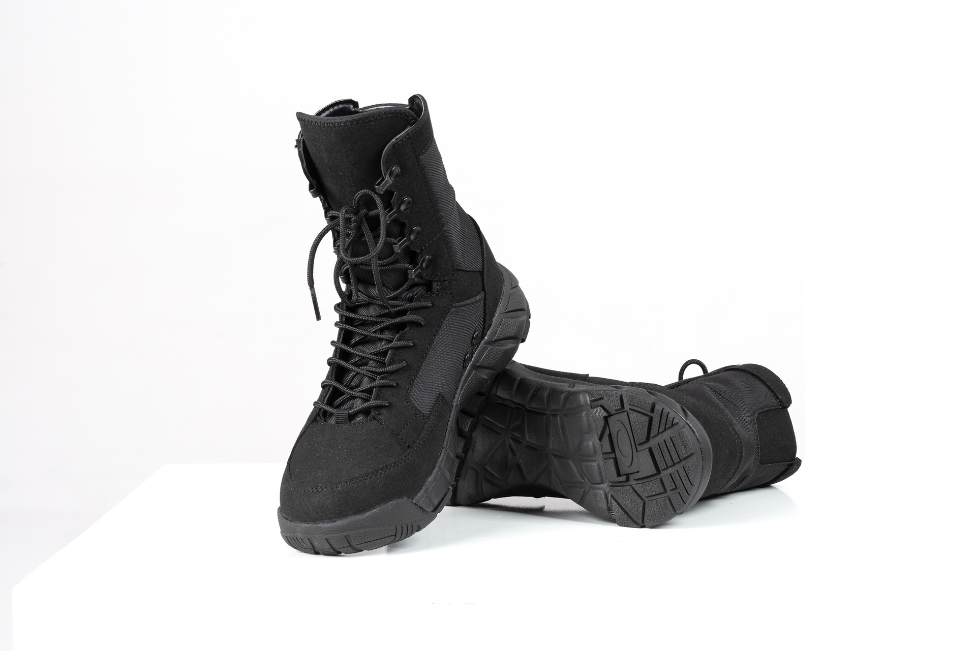 Men's High-top Shoes Outdoor Hiking Boots 9 Men's High-top Shoes Outdoor Hiking Boots - Image 9