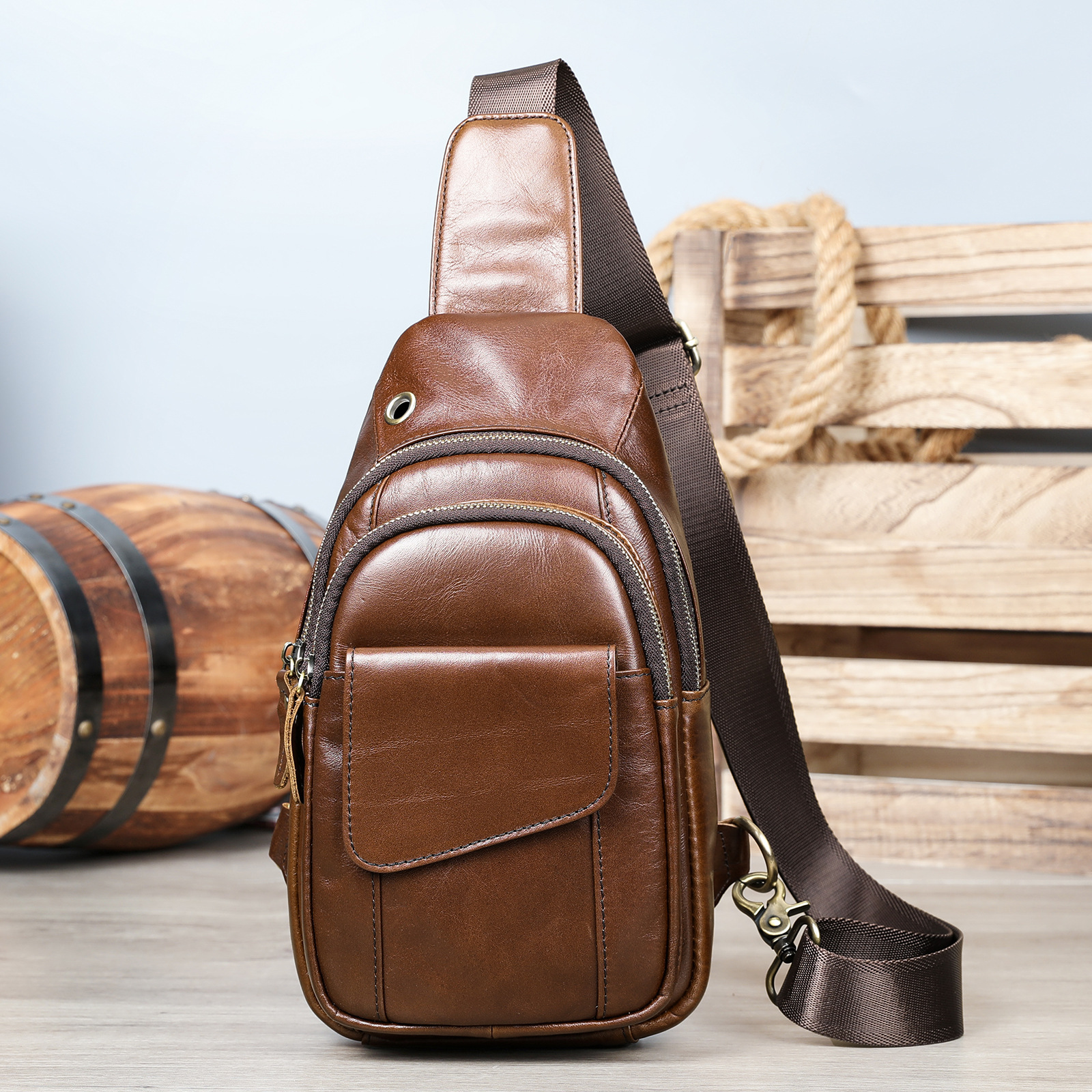 Large-capacity Vintage Crossbody Bag For Men 4 Large-capacity Vintage Crossbody Bag For Men - Image 4