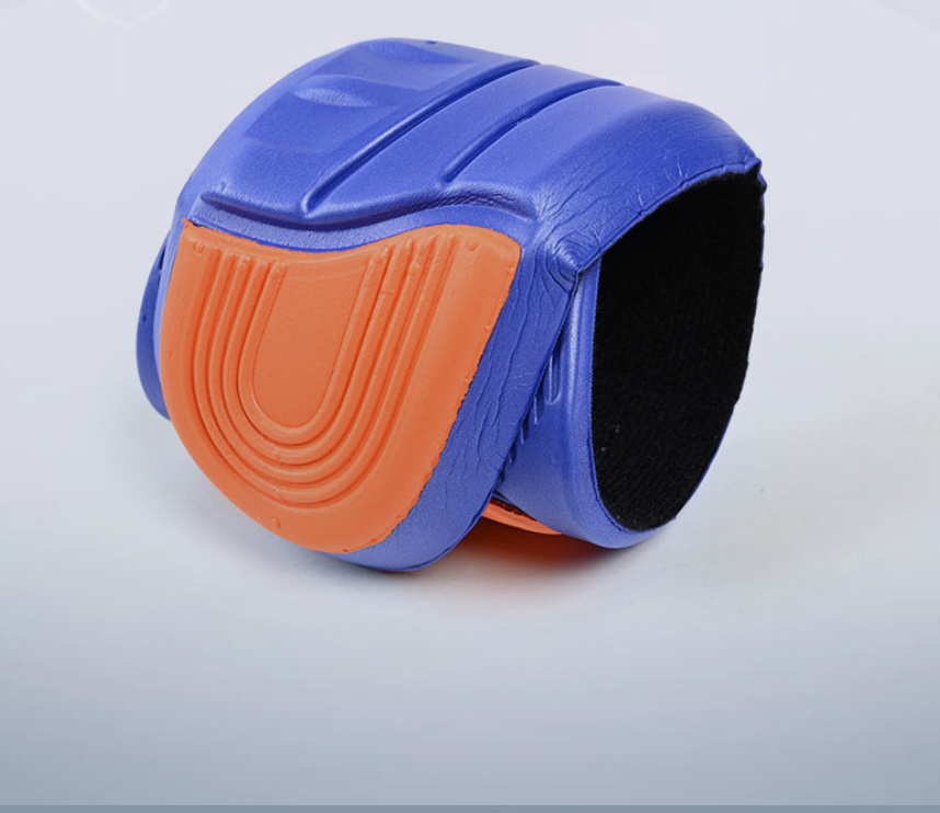 Shock-absorbing Breathable Insole With Holes 4 Shock-absorbing Breathable Insole With Holes - Image 4