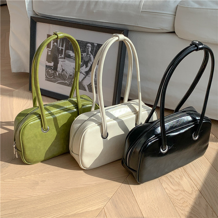 Large-capacity Shoulder Bag And Tote 1 Large-capacity Shoulder Bag And Tote