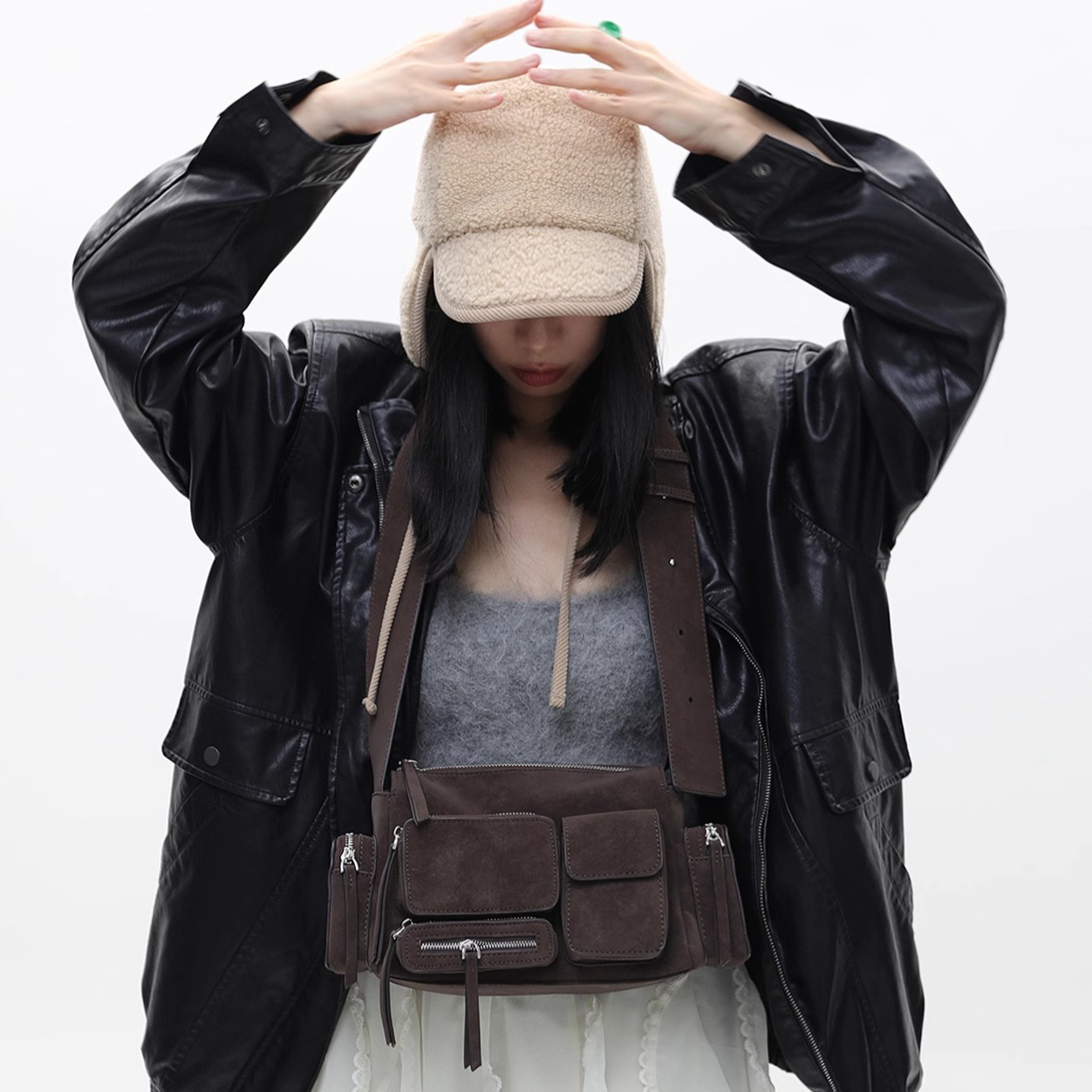 Women's Multi-Pocket Shoulder Crossbody Bag 4 Women's Multi-Pocket Shoulder Crossbody Bag - Image 4
