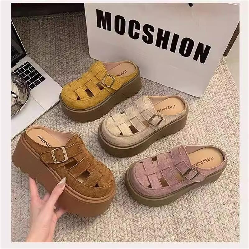 Small Chunky-soled Closed-toe Sandals Slippers 5 Small Chunky-soled Closed-toe Sandals Slippers - Image 5
