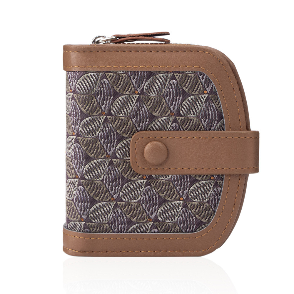This Light-luxury Wallet Features A Meticulously Crafted Design 7 This Light-luxury Wallet Features A Meticulously Crafted Design - Image 7