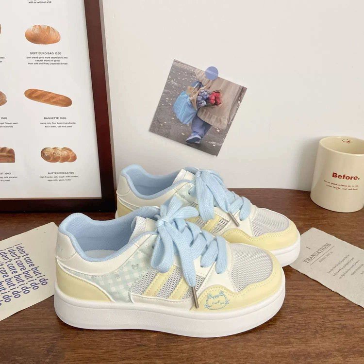 Low-Top White Casual Sneakers Soft Sole 3 Low-Top White Casual Sneakers Soft Sole - Image 3